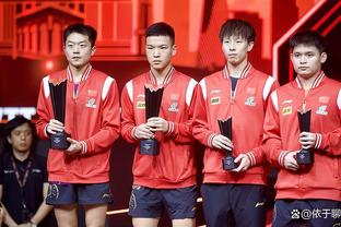 头球一跃成名！越南小将阮廷北年仅19岁，已在世预赛+亚洲杯进球
